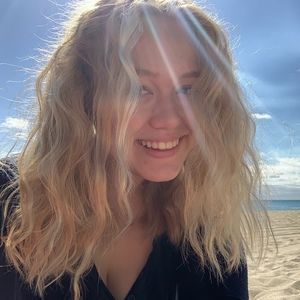 Meet your Posher, Emma